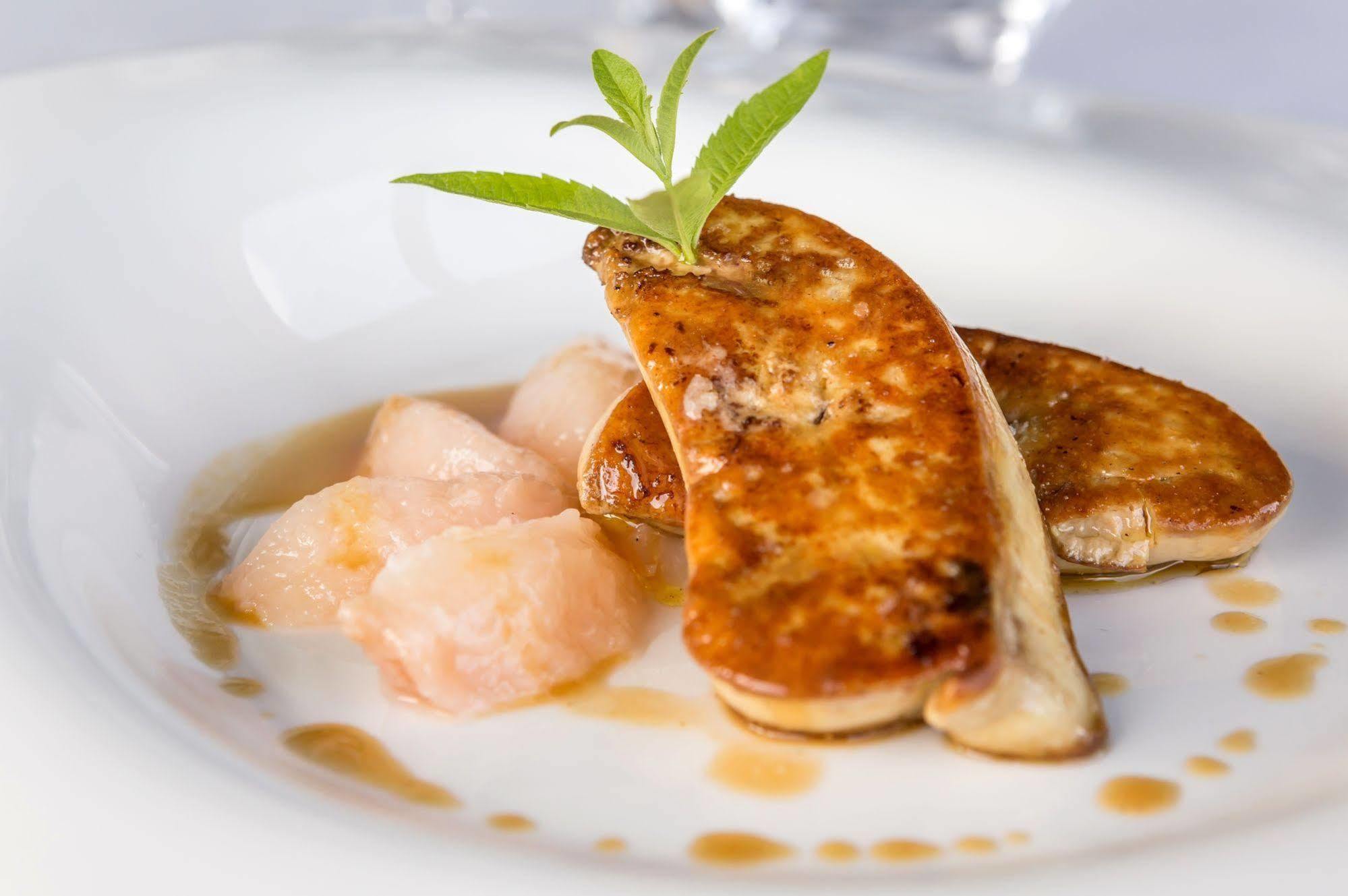 Dunières Hotel Restaurant La Tour المظهر الخارجي الصورة